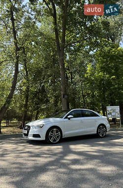 Седан Audi A3 2017 в 