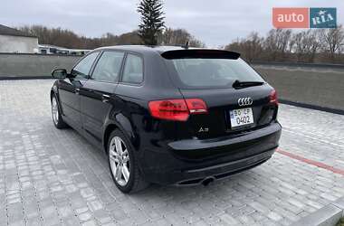 Хэтчбек Audi A3 2010 в 