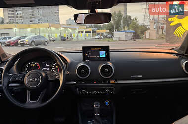 Седан Audi A3 2018 в 