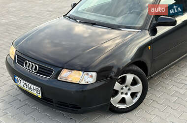 Хэтчбек Audi A3 1998 в 