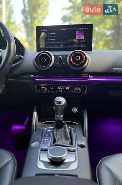 Седан Audi A3 2018 в 