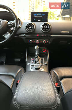 Седан Audi A3 2016 в 