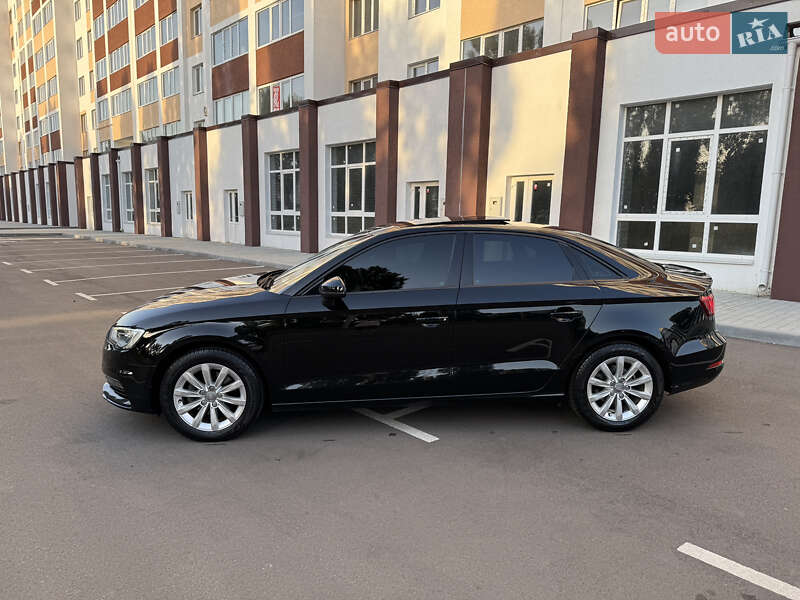 Седан Audi A3 2015 в Києві