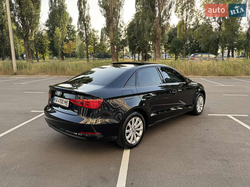 Седан Audi A3 2015 в Києві