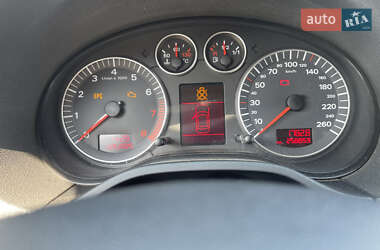 Хэтчбек Audi A3 2004 в Киеве