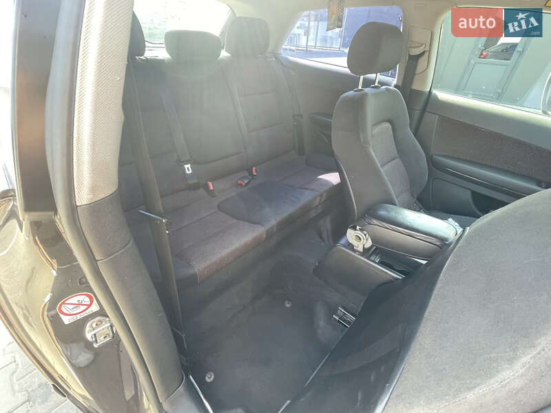 Хэтчбек Audi A3 2004 в Киеве