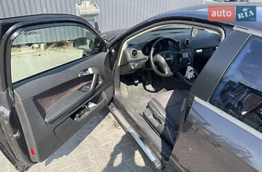 Хэтчбек Audi A3 2004 в Киеве