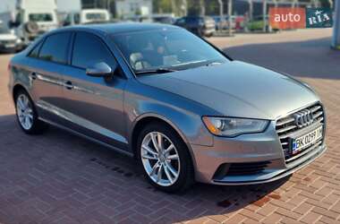 Седан Audi A3 2014 в Ровно