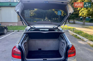 Хэтчбек Audi A3 1998 в 