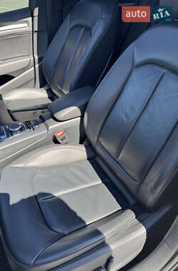 Седан Audi A3 2016 в 