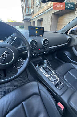 Седан Audi A3 2016 в 