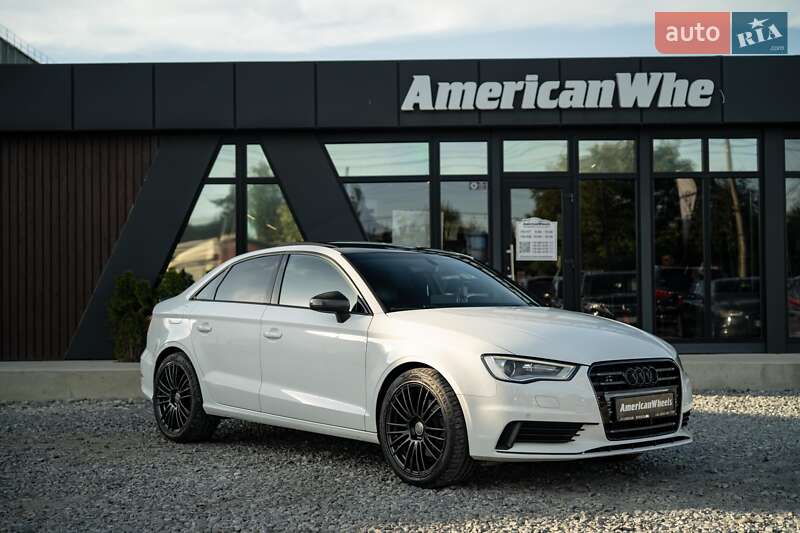 Седан Audi A3 2015 в Чернівцях