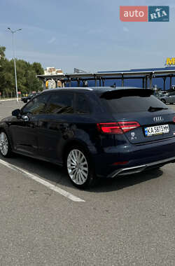 Хетчбек Audi A3 2017 в 