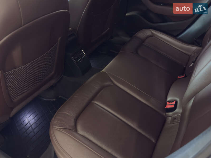 Седан Audi A3 2018 в Николаеве