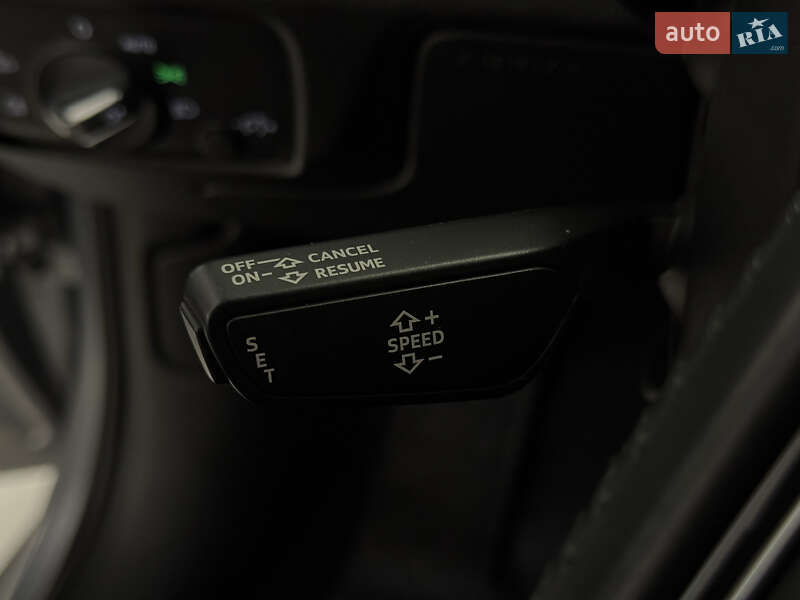 Седан Audi A3 2018 в Николаеве