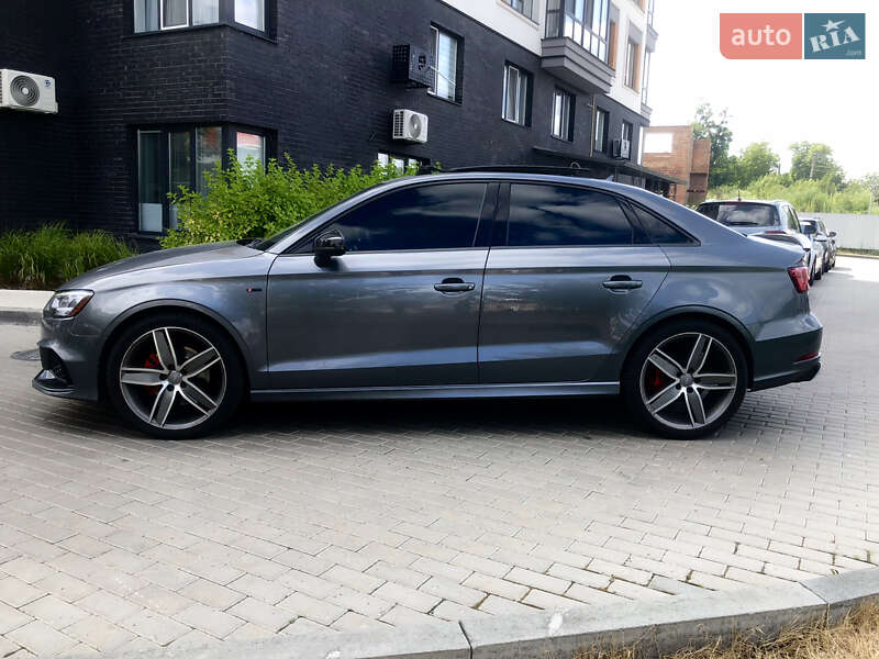 Седан Audi A3 2017 в Виннице