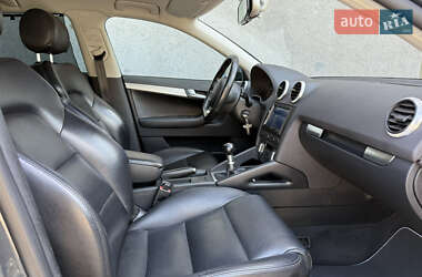 Хэтчбек Audi A3 2008 в 