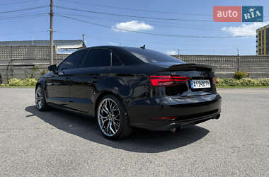 Седан Audi A3 2016 в 