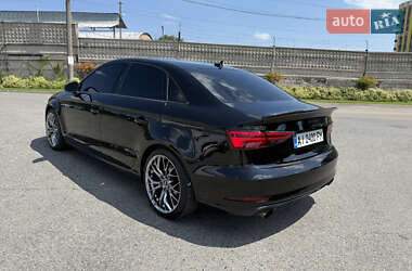 Седан Audi A3 2016 в 