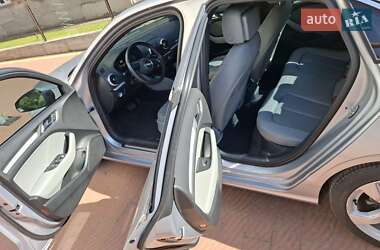 Седан Audi A3 2018 в 
