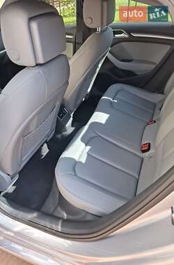 Седан Audi A3 2018 в 