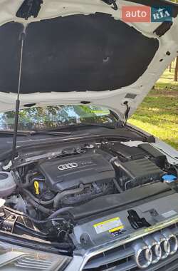 Седан Audi A3 2016 в 
