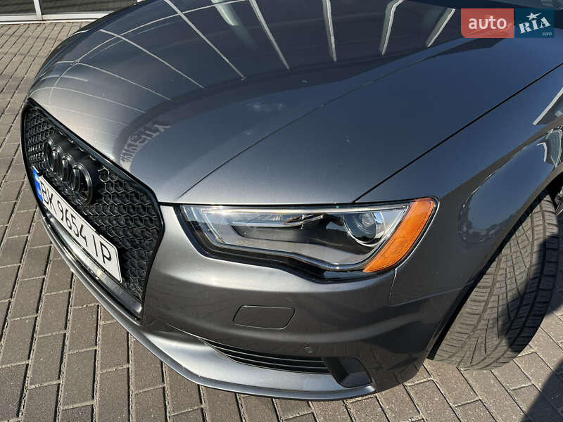Седан Audi A3 2015 в Ровно