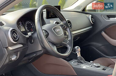 Седан Audi A3 2015 в 