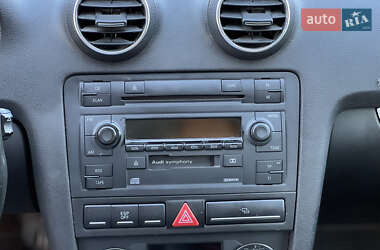 Хетчбек Audi A3 2004 в 