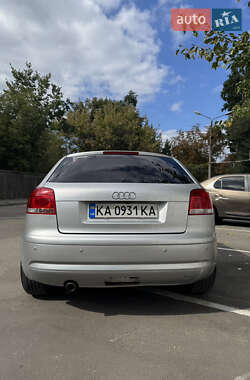 Хэтчбек Audi A3 2007 в 