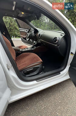 Седан Audi A3 2014 в 
