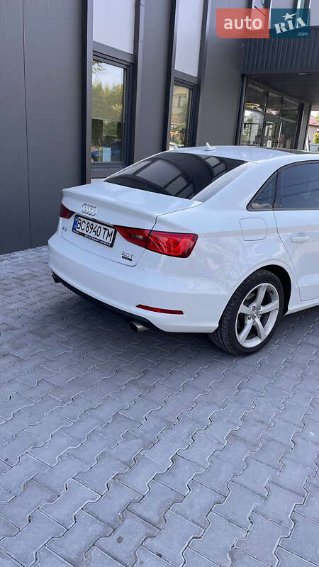 Седан Audi A3 2014 в Львове