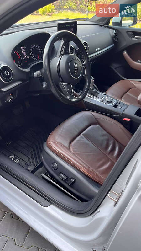 Седан Audi A3 2014 в Львове