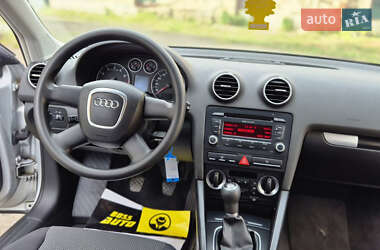 Хэтчбек Audi A3 2007 в 