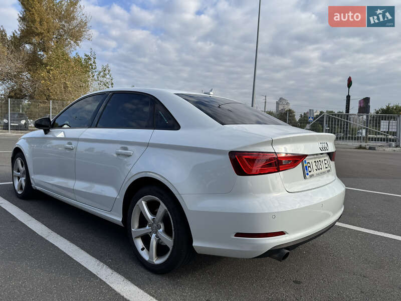 Седан Audi A3 2015 в Киеве фото 3 Седан Audi A3 2015 в Киеве