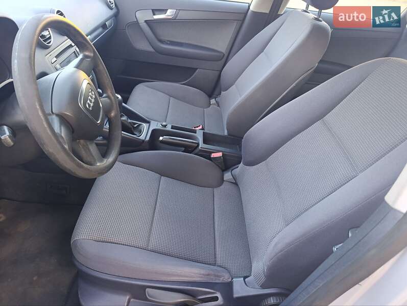 Хэтчбек Audi A3 2007 в Староконстантинове