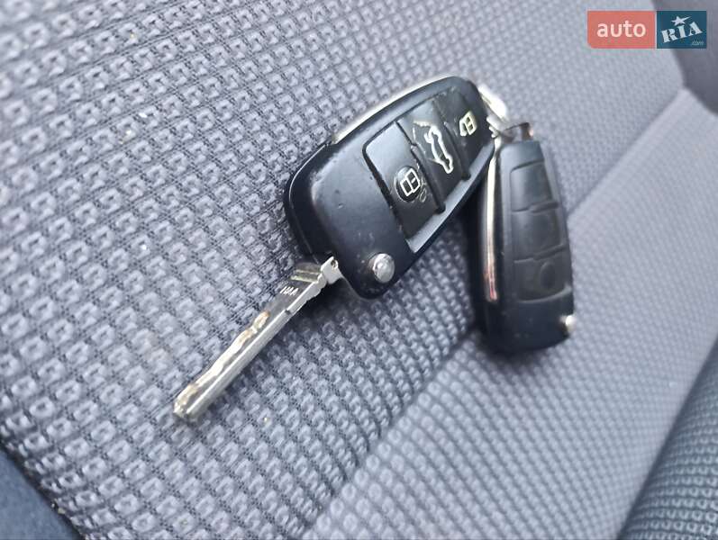 Хэтчбек Audi A3 2007 в Староконстантинове