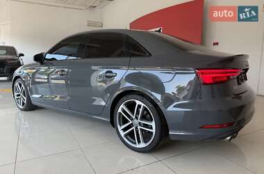Седан Audi A3 2019 в 