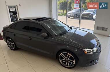 Седан Audi A3 2019 в 