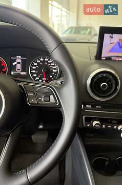 Седан Audi A3 2019 в 
