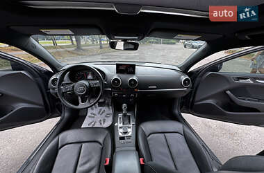 Седан Audi A3 2020 в 
