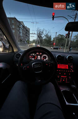 Хетчбек Audi A3 2009 в 