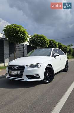 Хетчбек Audi A3 2015 в Києві