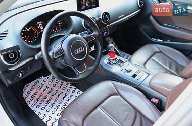Седан Audi A3 2015 в 