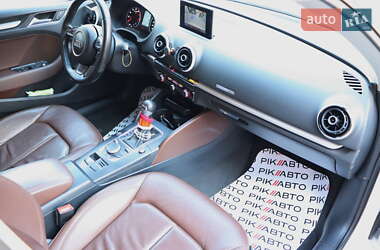 Седан Audi A3 2015 в 
