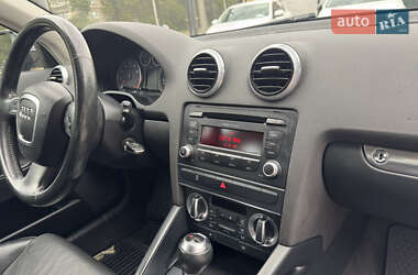 Хетчбек Audi A3 2012 в 