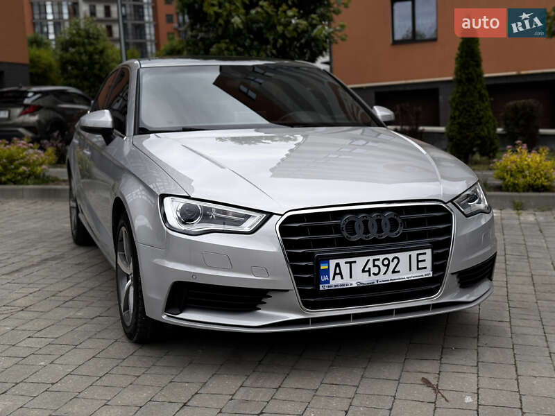 Седан Audi A3 2014 в Івано-Франківську