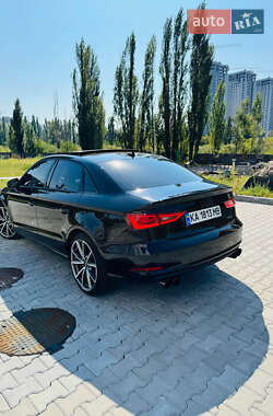 Седан Audi A3 2015 в 