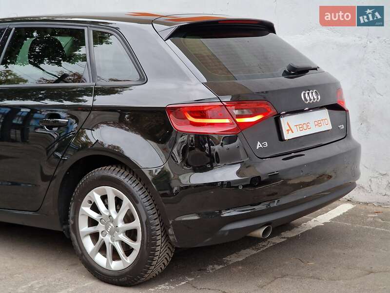 Хэтчбек Audi A3 2015 в Одессе