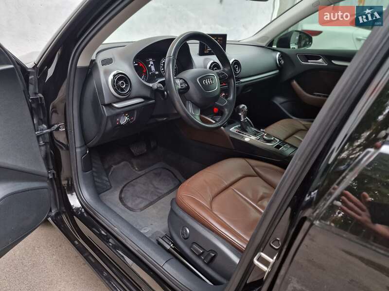 Хэтчбек Audi A3 2015 в Одессе